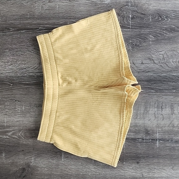 Reef Pants - REEF Marshmallow Beachy Rib Pull On Short Small